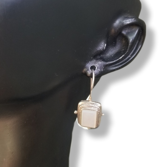 VINTAGE STERLING SILVER & MOTHER OF PEARL DROP HOOK EARRINGS - Picture 2 of 7